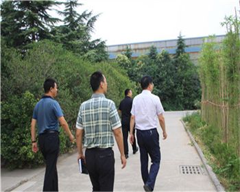 新鄉(xiāng)經開區(qū)領導劉書記一行再顧億龍